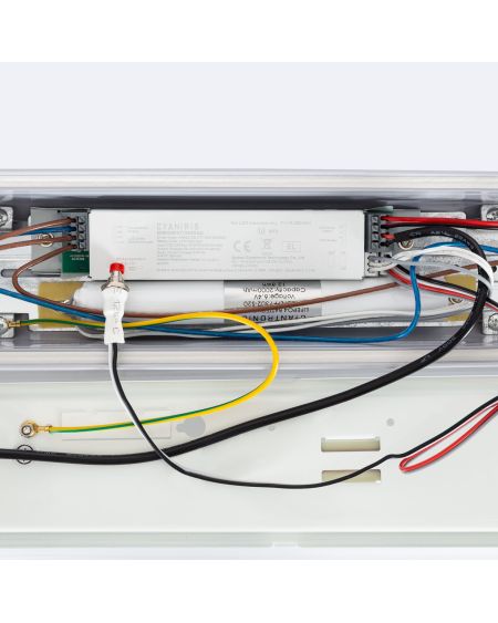 Réglette Étanche LED 120 cm 36W avec Eclairage de Secours IP65