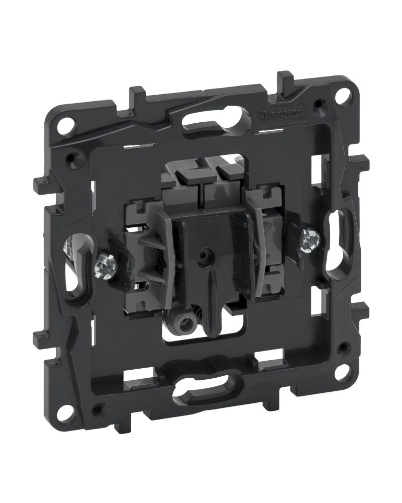 Bouton-Poussoir Inverseur 6 A 250V AC LEGRAND Niloé Step 864011 Bouton-Poussoir Inverseur 6 A 250V AC LEGRAND Niloé Step 864011