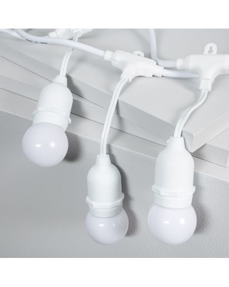 Kit Guirlande Waterproof 5.5m Blanche + 8 Ampoules LED E27 G45 3W de Couleurs